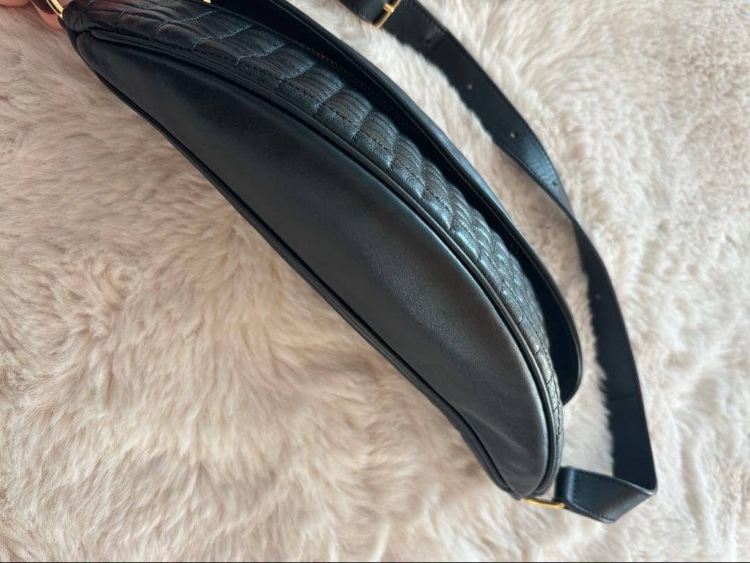 極美品✨CELINE セリーヌ　ブラック オールレザー ショルダーボディバッグ