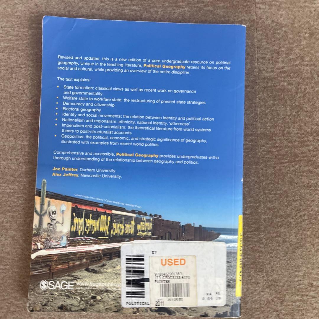 洋書 Political Geography Second Edition