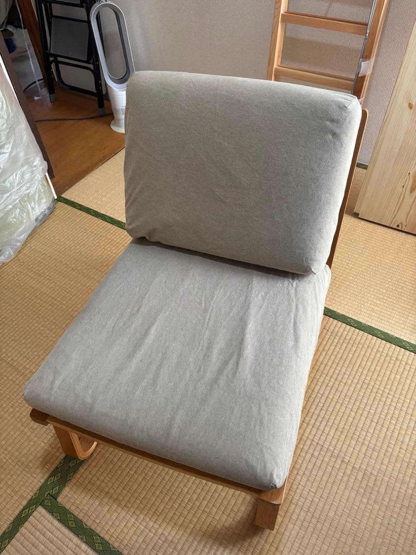 無印良品　リビングでもダイニングでも　ソファ　椅子