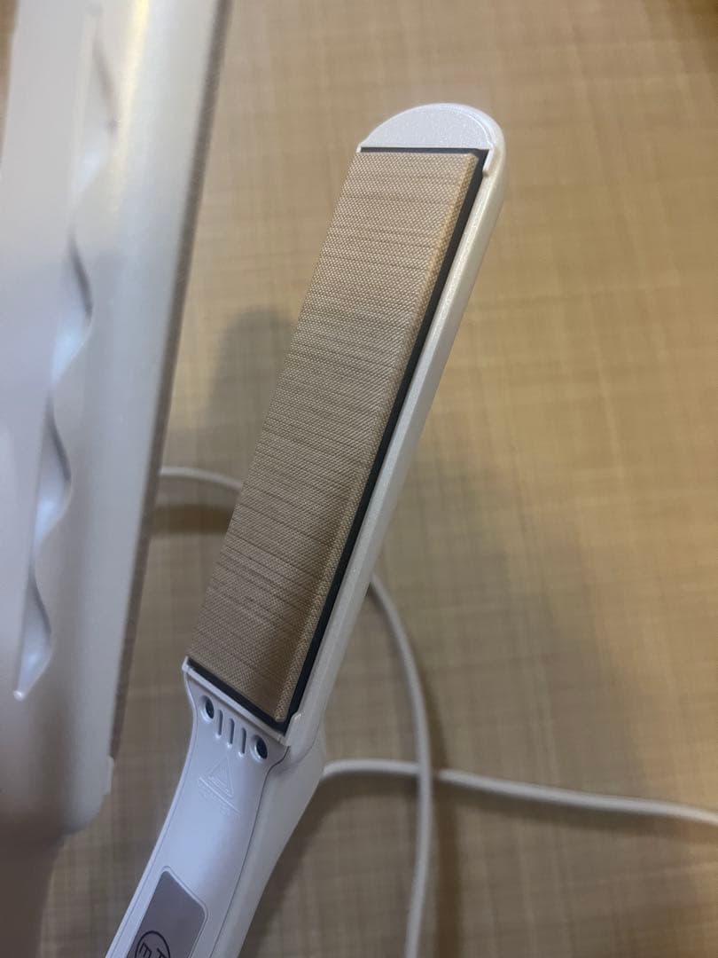 絹女 KINUJO ストレートアイロン ヘアアイロン LM125