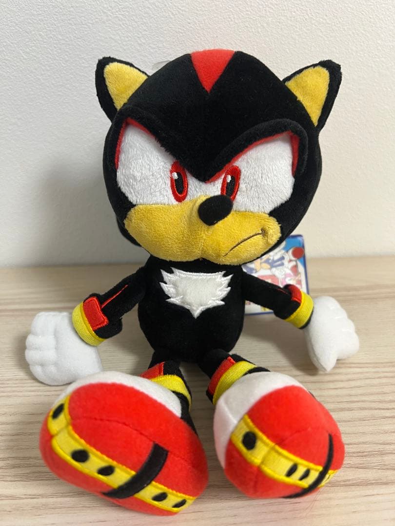 美品タグ付き　シャドウ・ザ・ヘッジホッグ 三英貿易　ぬいぐるみ
