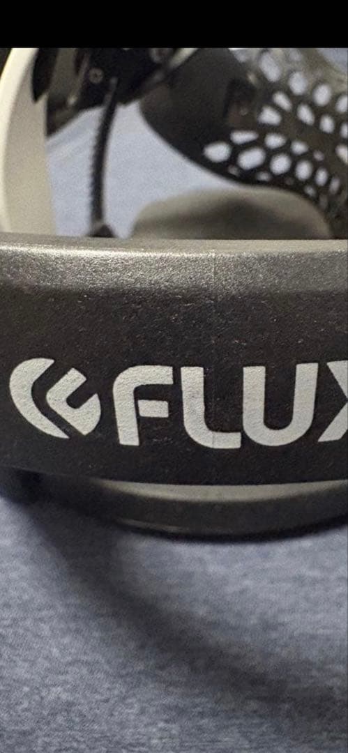 FLUX スノーボードビンディング ホワイト/ブラックMサイズ