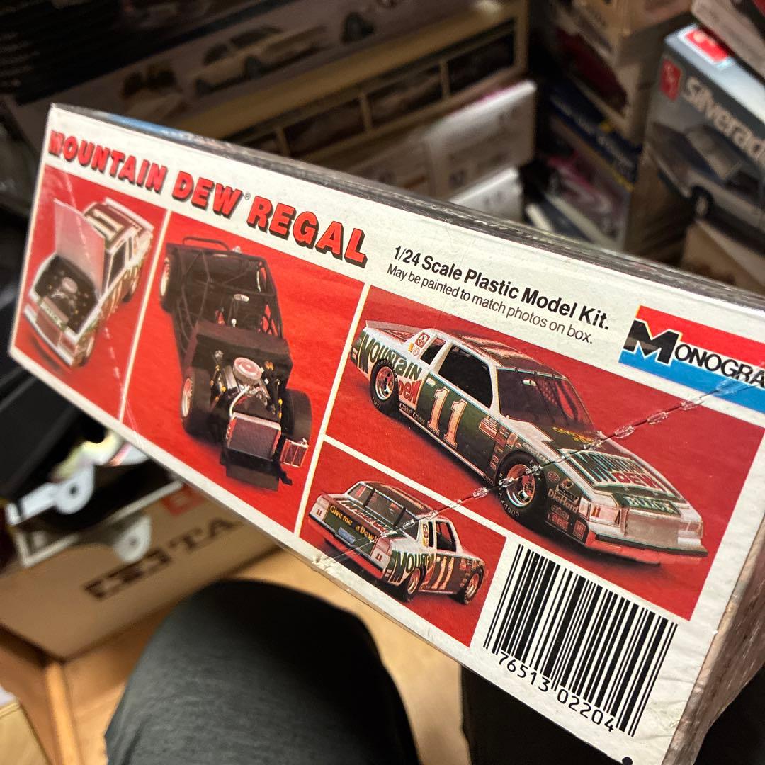 MOUNTAIN DEW REGAL 1/24スケール未組立モデルキット