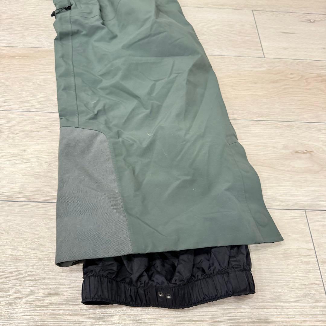 686 シックスエイトシックス GORE-TEX GT 24-25モデル　スノボ