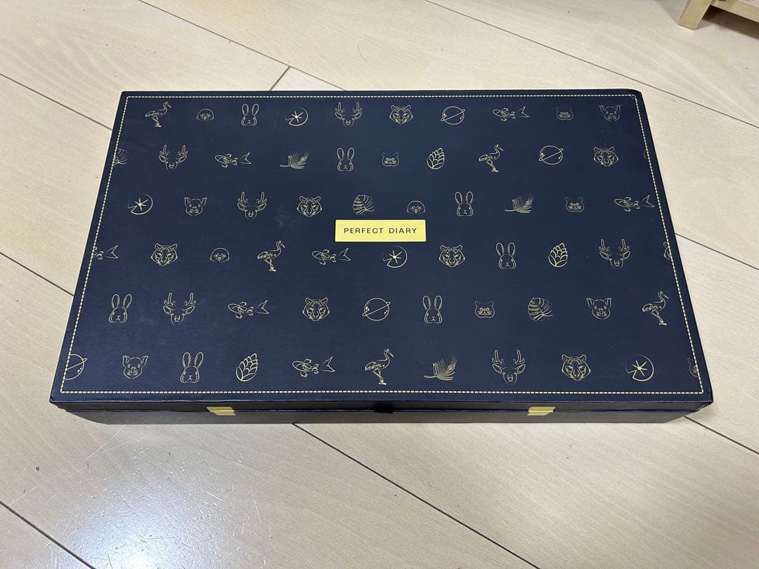 Perfect Diary アイシャドウパレットギフトセット 4点セット