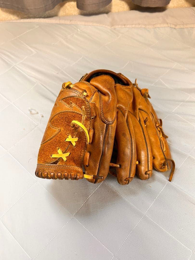 最終値下げです！ゼット　プロステイタス　高校野球対応　硬式投手用グローブ