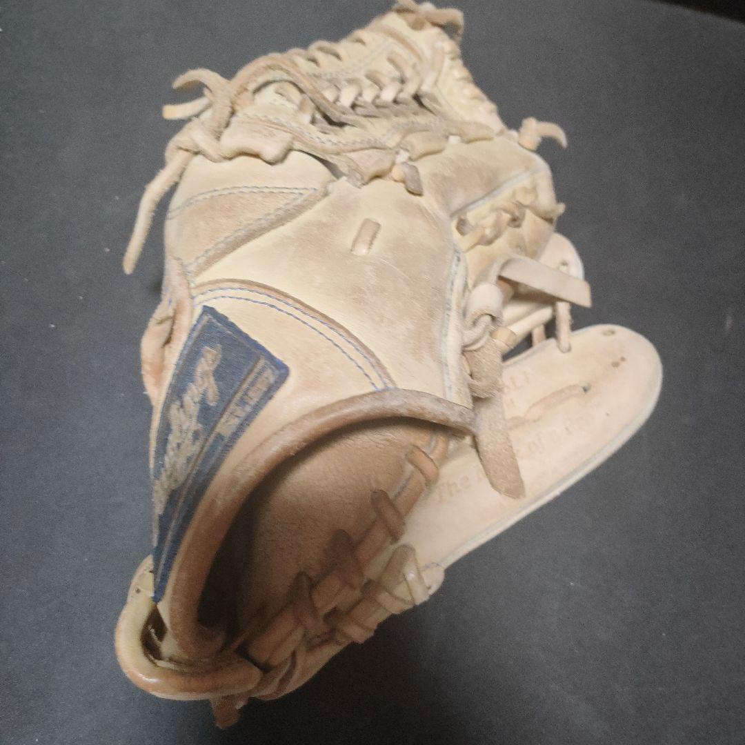 キャメル　軟式用グローブ　白
