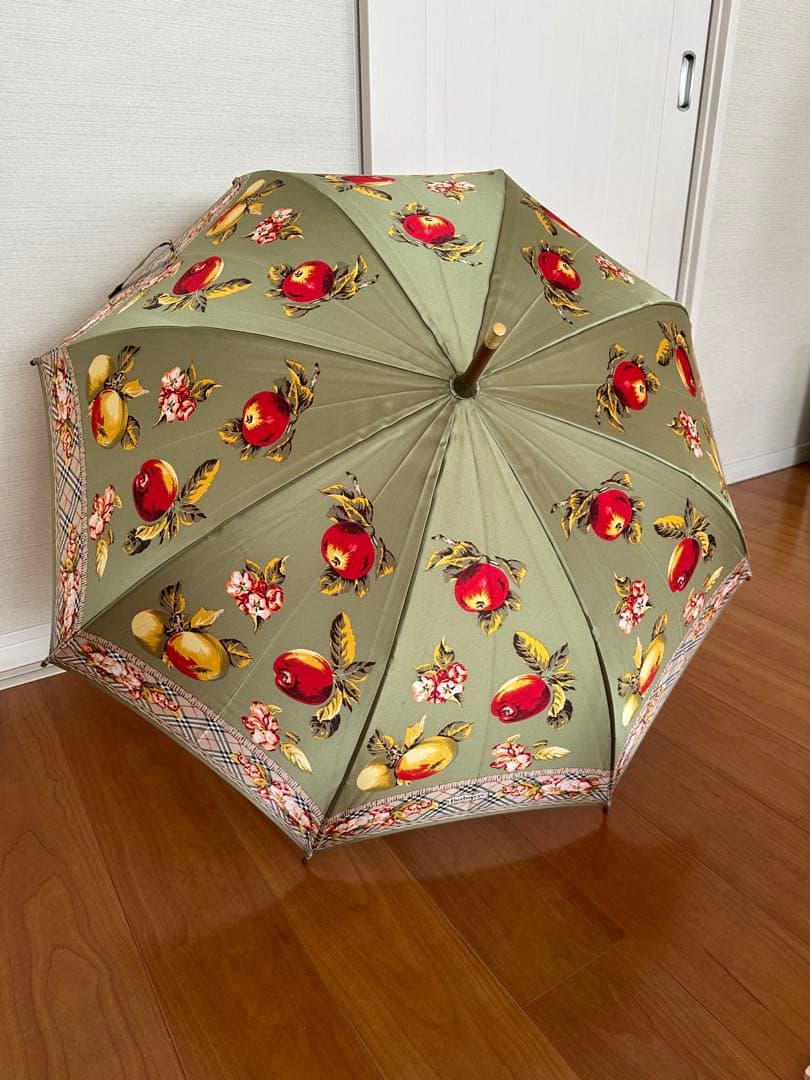 【希少】未使用 Burberrys フルーツ花柄 長傘 ノバチェック バーバリー