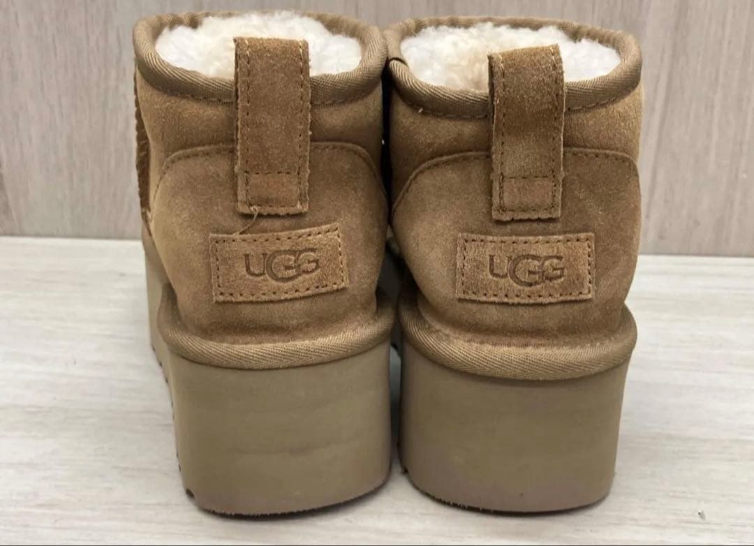 UGG CLASSIC ULTRA MINI ムートンブーツ厚底