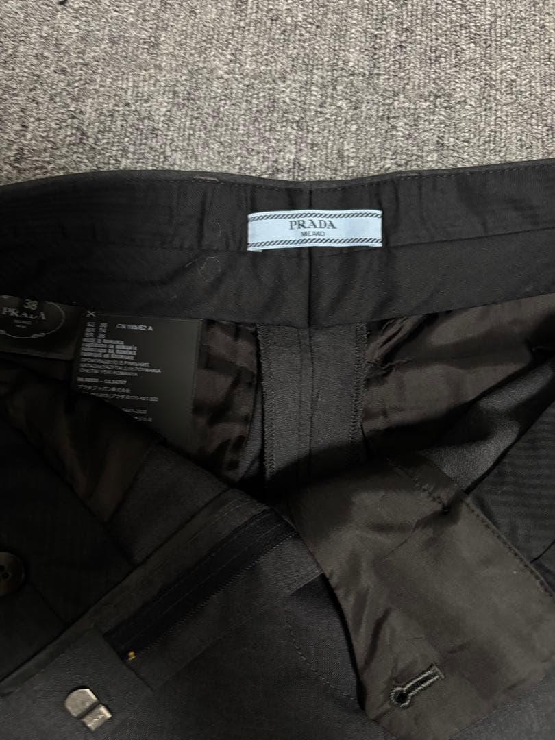 prada スラックス ミウッチャ・プラダ