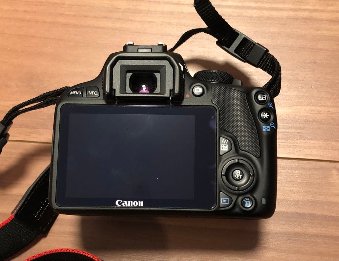 Canon EOS Kiss X7 ダブルズームキット