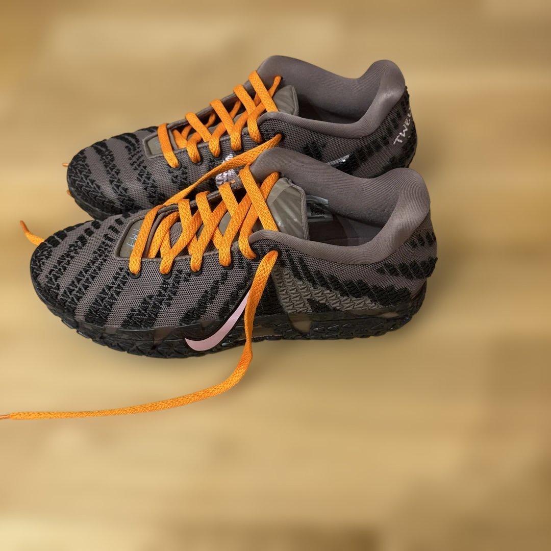 Nike バスケットボールシューズ JA3 グレー/オレンジ