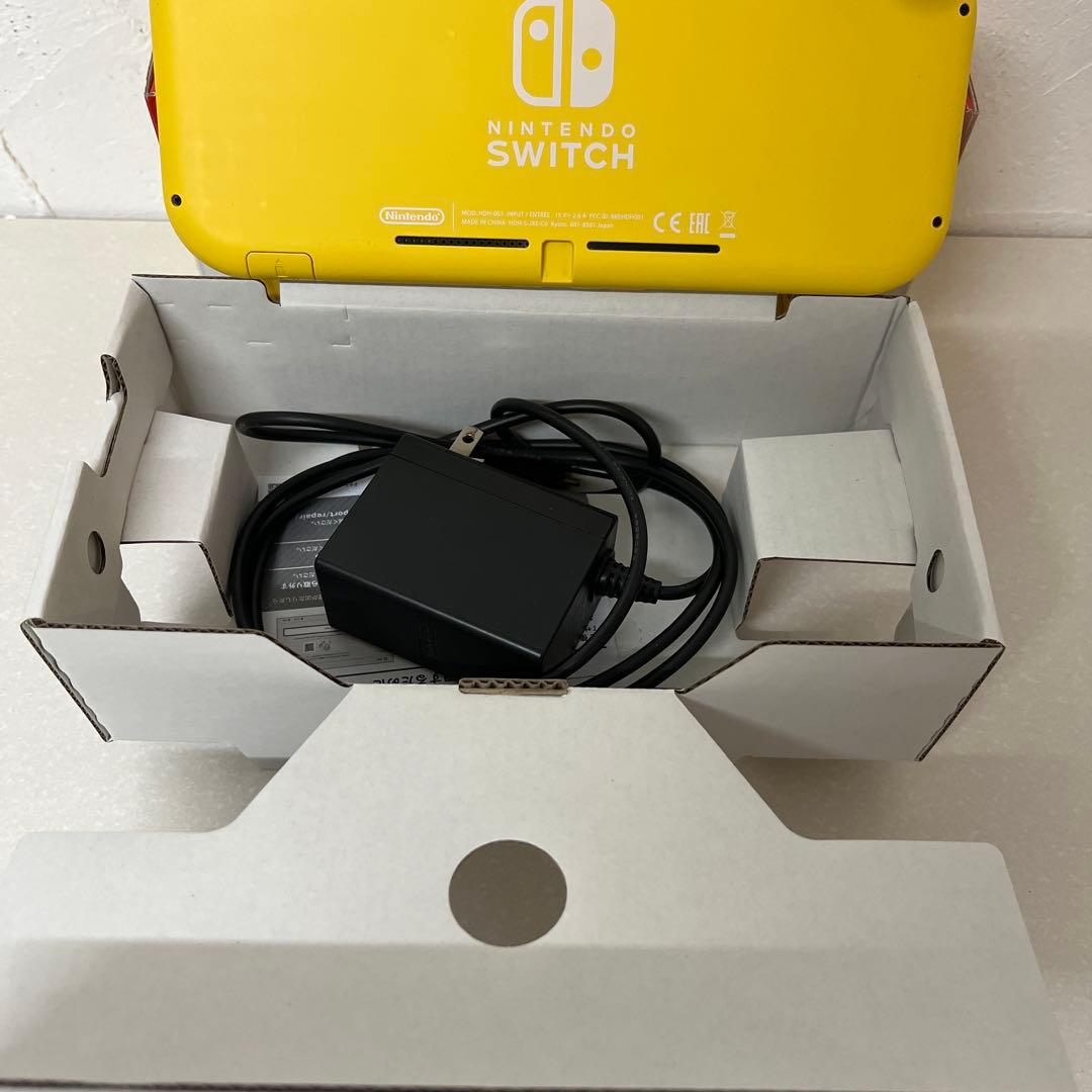 【ジャンク品】Switch Light 本体　スイッチライト イエロー