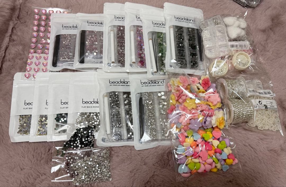 ネイルパーツ 大量 まとめ売り 150種以上