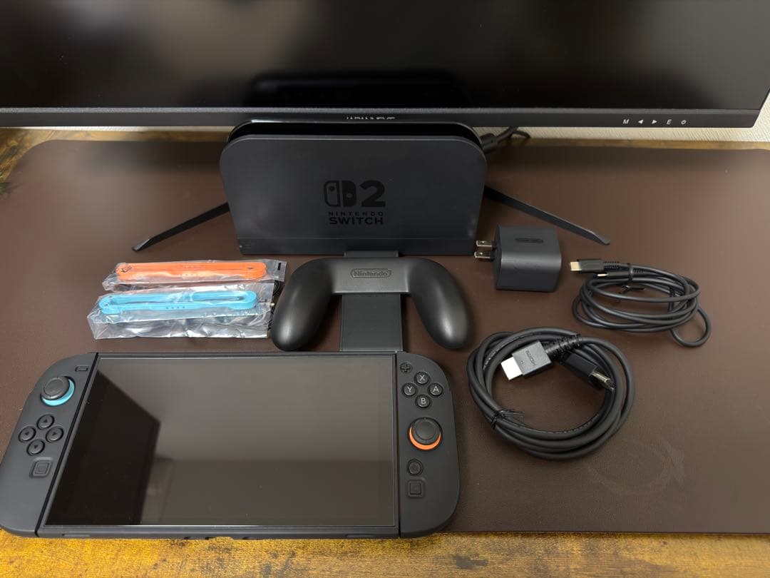 Nintendo Switch 2 日本語・国内専用　ほぼ新品
