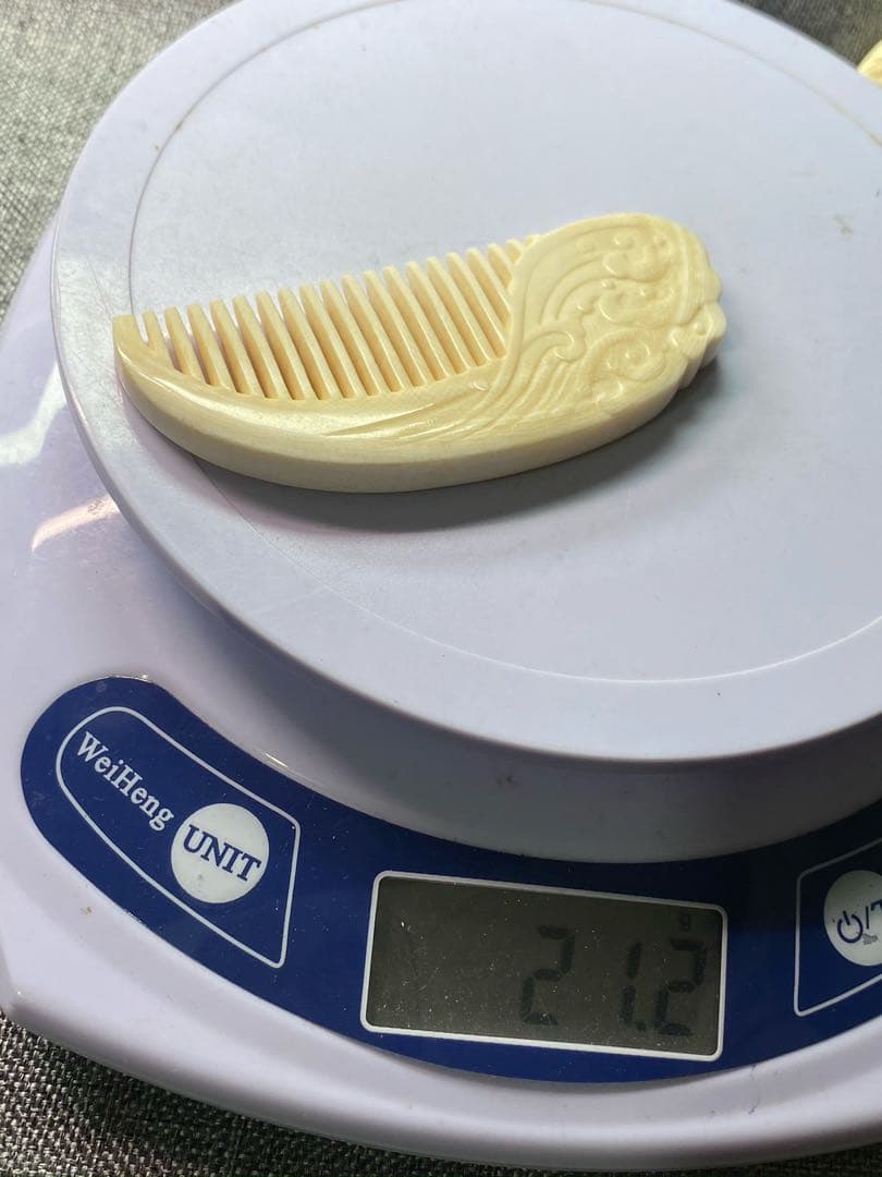 天然マンモス牙美しい手作り彫刻 一櫛百順 髪櫛(21g)