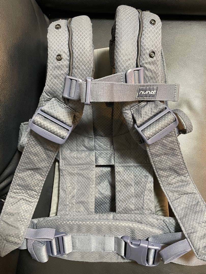 nuna ヌナ カドルクリック　抱っこ紐