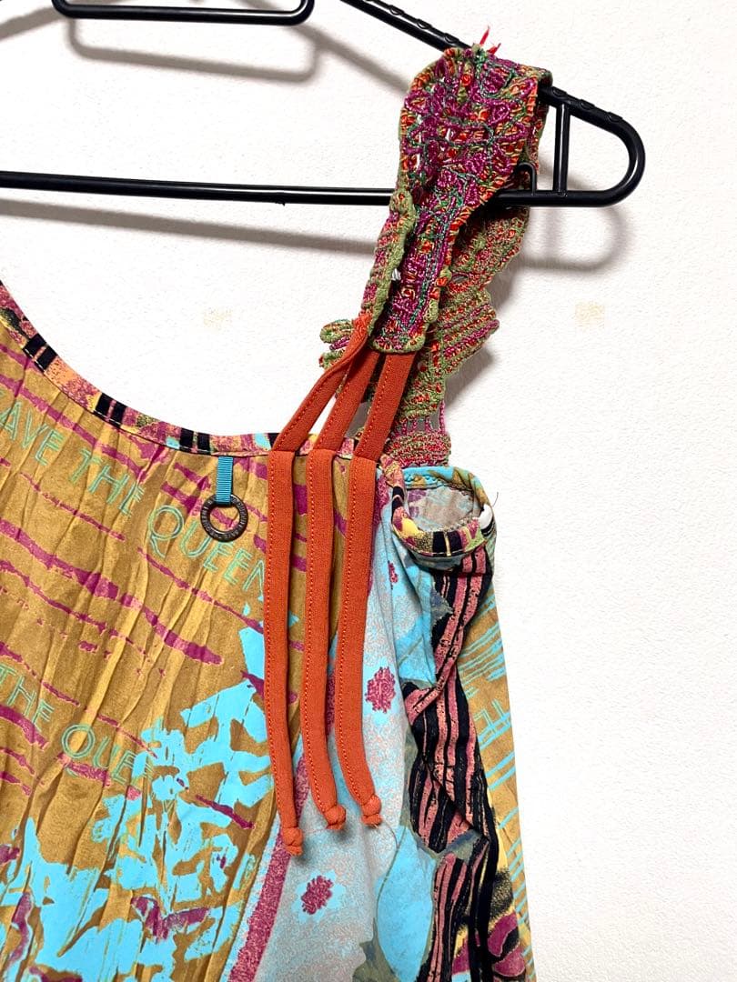 SAVE THE QUEEN 平成ギャル y2k カラフル刺繍キャミソール