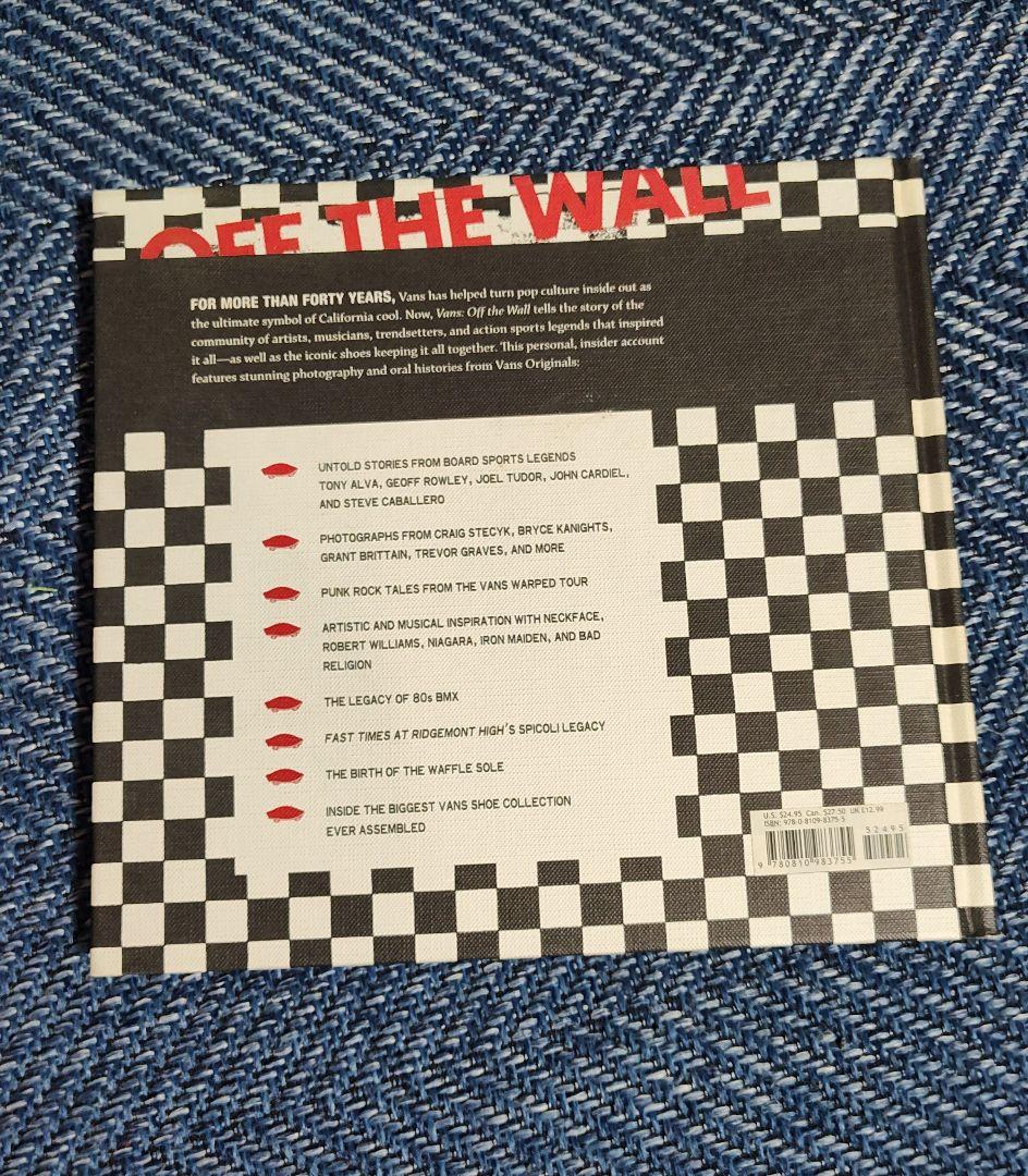 Vans \"OFF THE WALL\" ハードカバー本