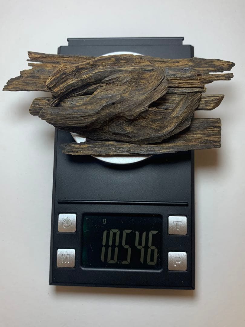 香木真南蛮 極品10.546g  高級沈香 お香 聞香用　香木 香道 伽羅•沈香