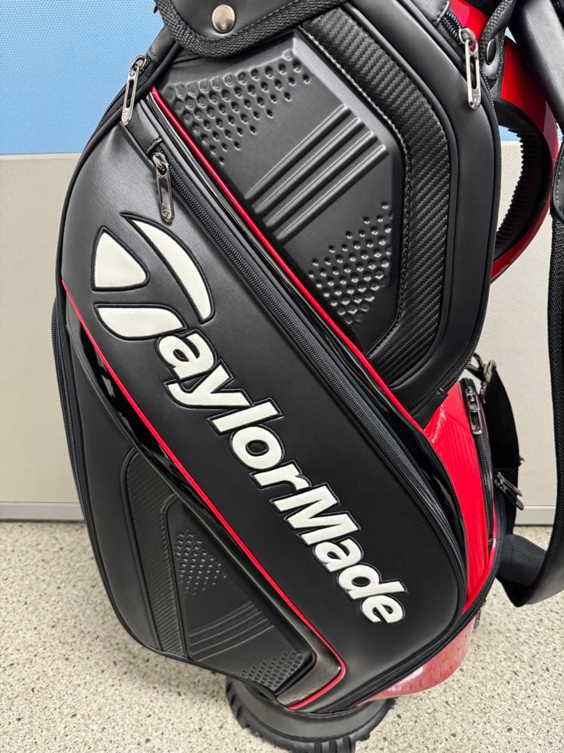 TaylorMade ゴルフバッグ 赤黒