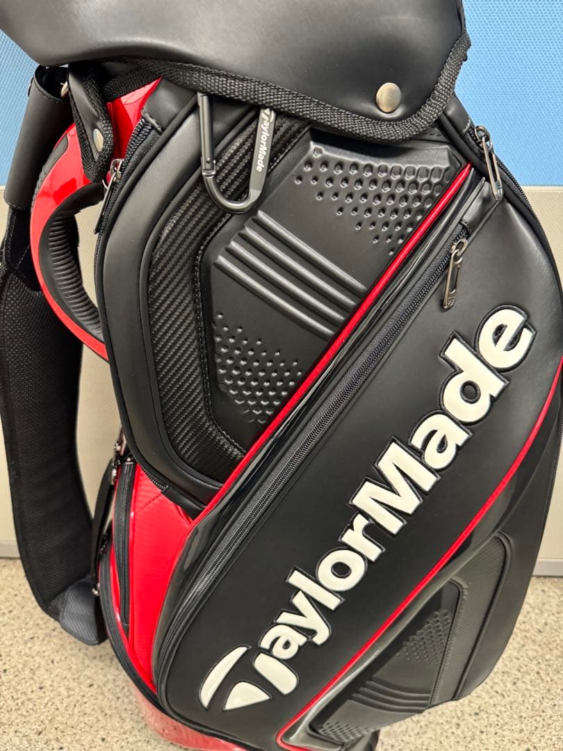 TaylorMade ゴルフバッグ 赤黒