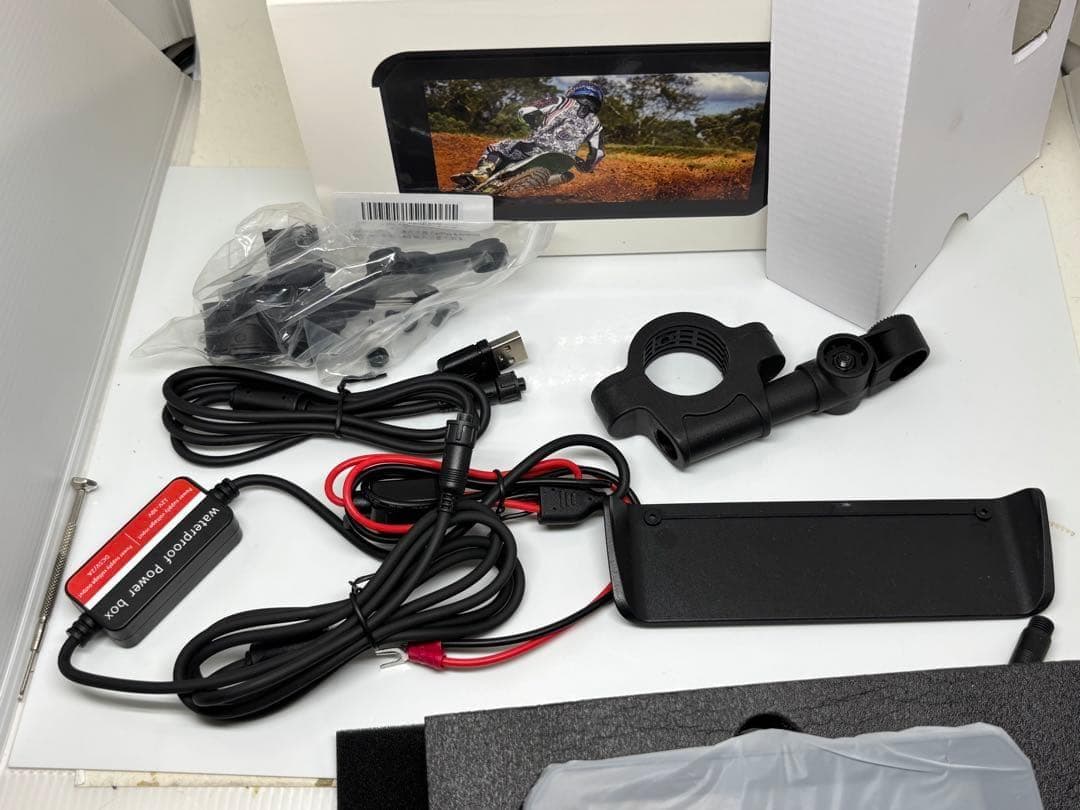 Android Auto Apple CarPlay 対応 車載 ディスプレイ