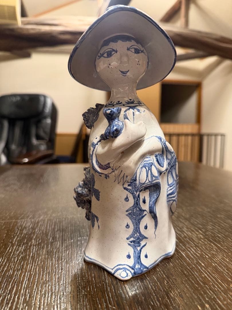 ビヨンヴィンブラッド　陶器人形