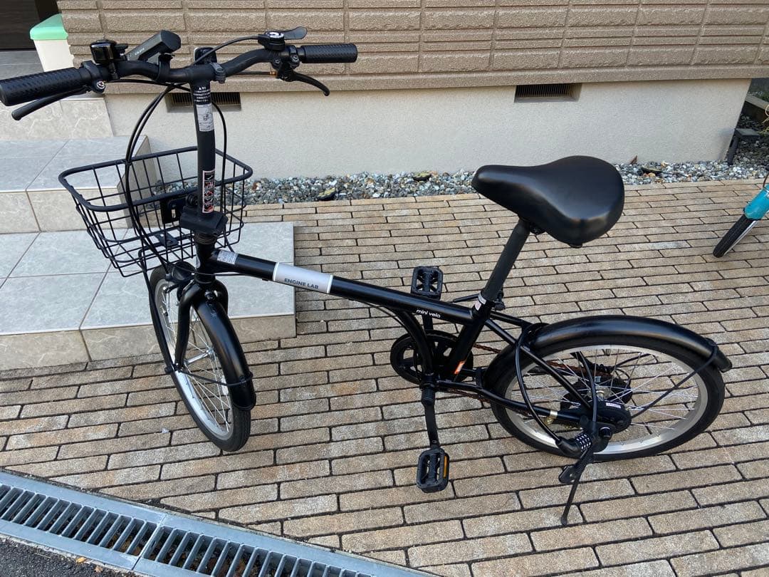 折りたたみ自転車 ブラック エンジンラボA 20インチ　6段変速　大阪