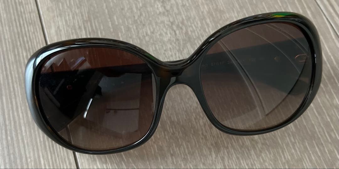 PRADA サングラス 黒