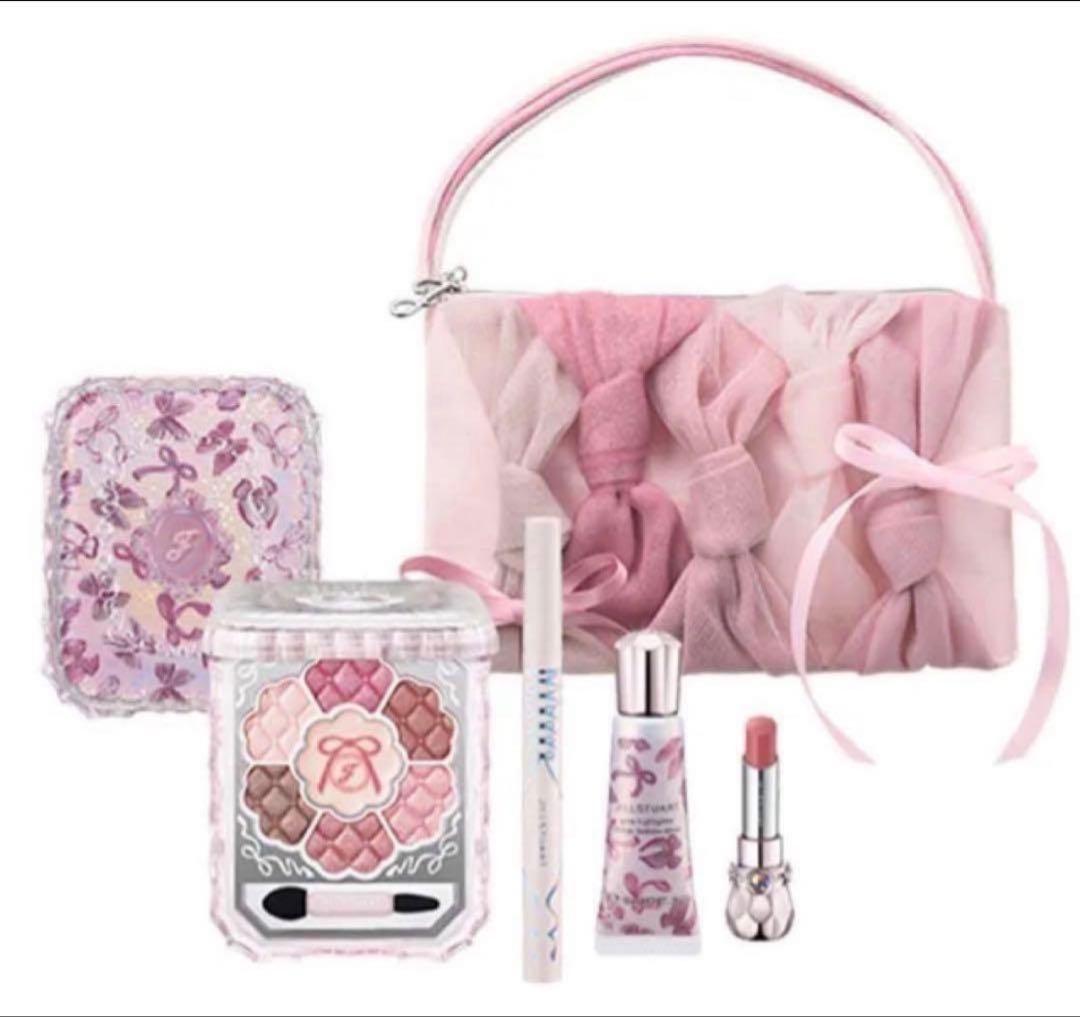 ジルスチュアート　2025年　クリスマスコフレ　新品、未開封