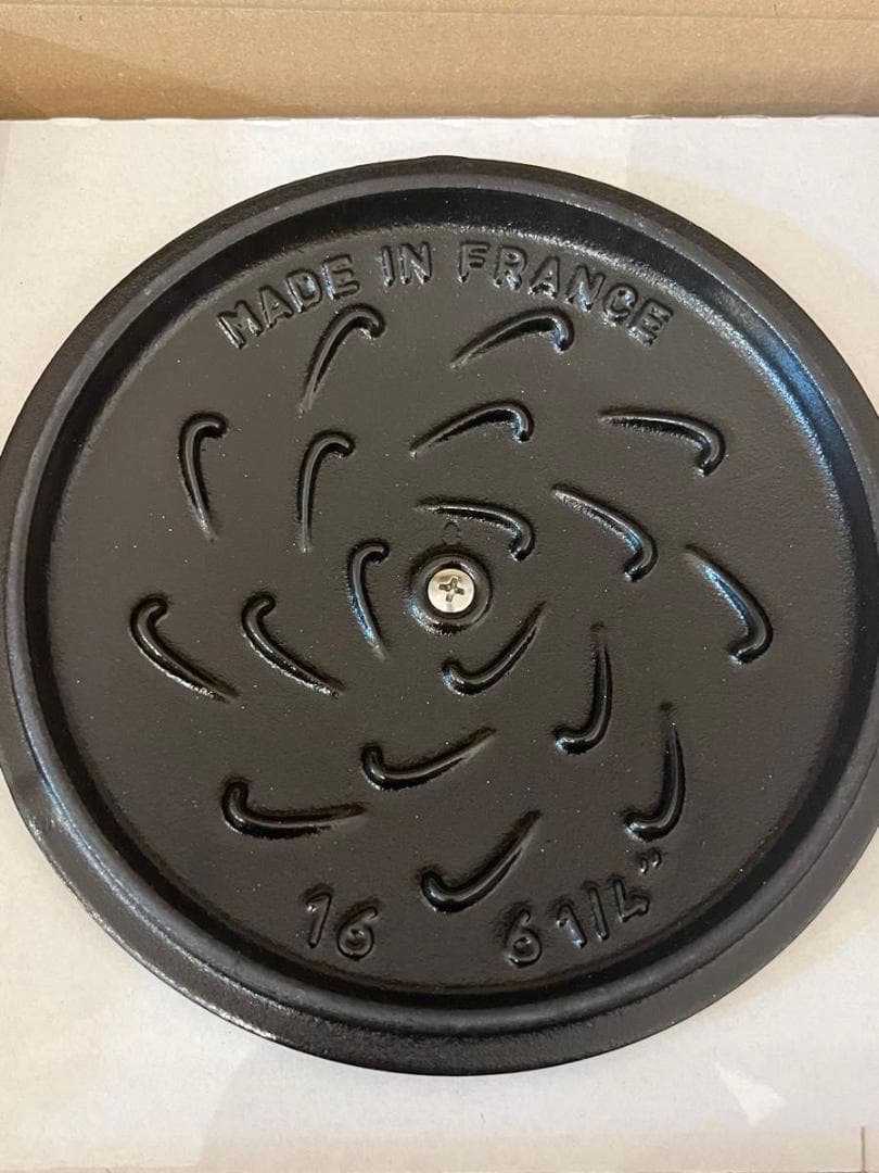 【新品】ストウブ staub ワナベ S スノーフレーク カンパーニュ