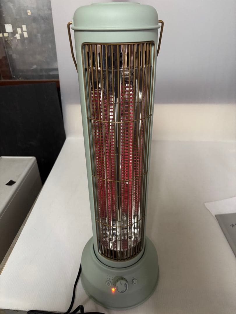 【ほぼ未使用‼️】ブルーノ　カーボンヒーターBOE077グラスグリーン