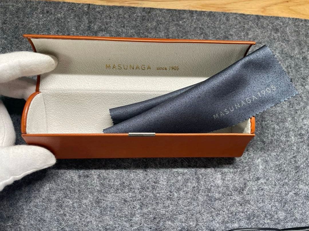 【美品】増永眼鏡　DESKEY　50□18-145　チタン　ブラック