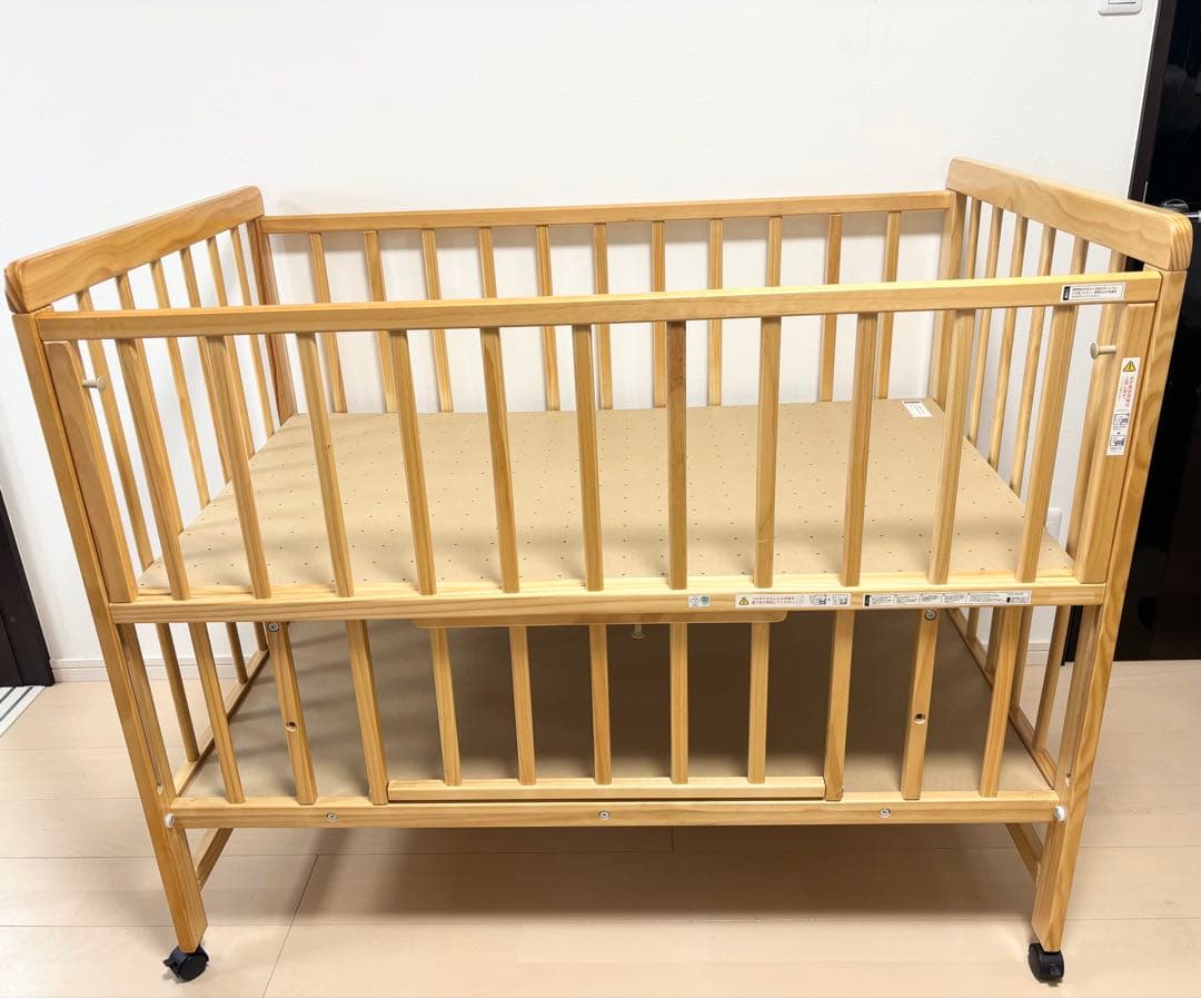 【送料込み】ベビーベッド　ティンバー　ナチュラル