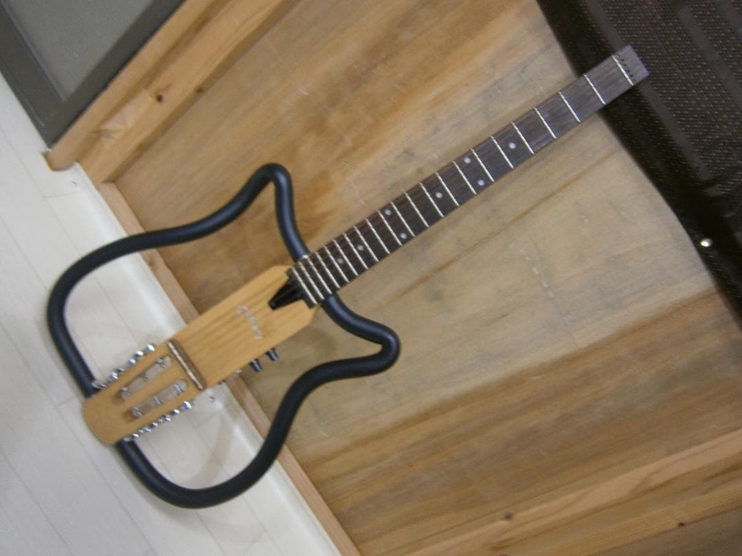 Ａrtisan＜サイレント・トラベルギター＞折り畳みタイプ