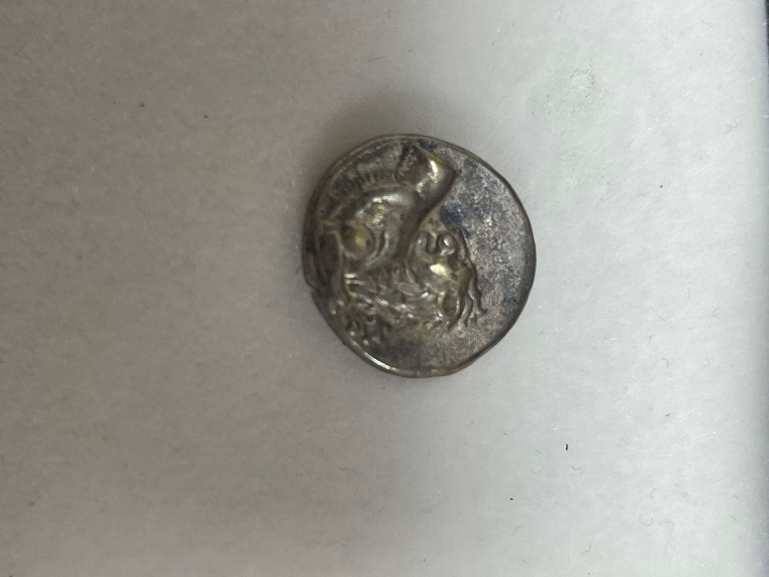 　トラキア　振り返るライオン