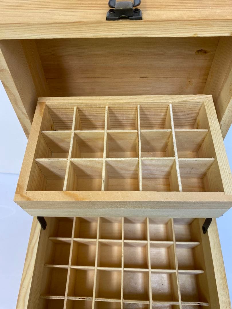 dōTERRA エッセンシャルオイル 75本収納 木製ボックス