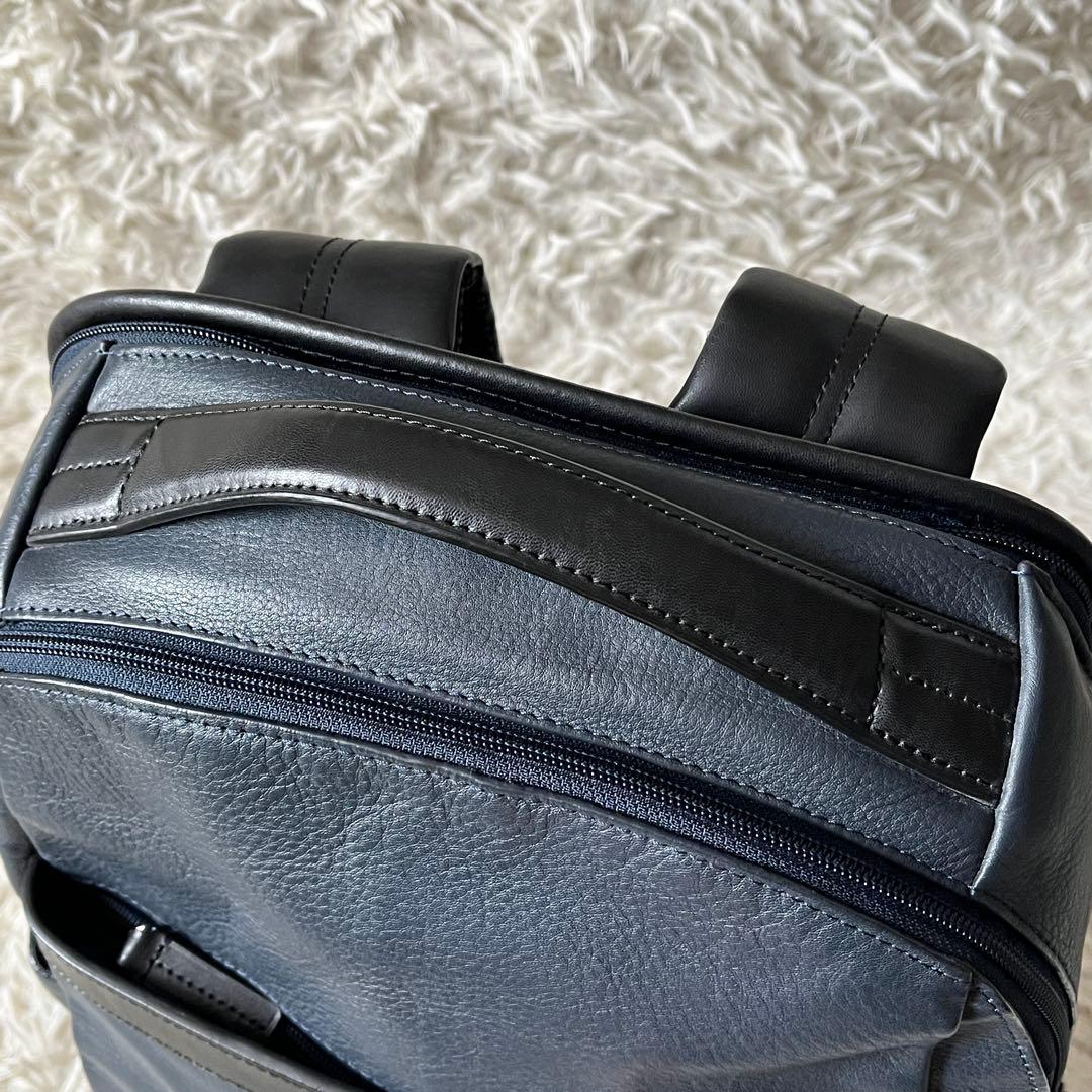 未使用✨TUMIトゥミ　ビジネスリュック　69780NVY ネイビー　レザー