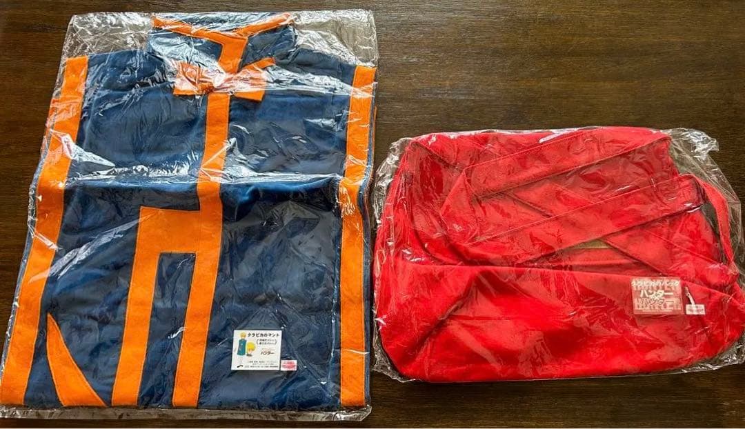 激レア！　HUNTER×HUNTER クラピカのマント、クラピカのバック　初期