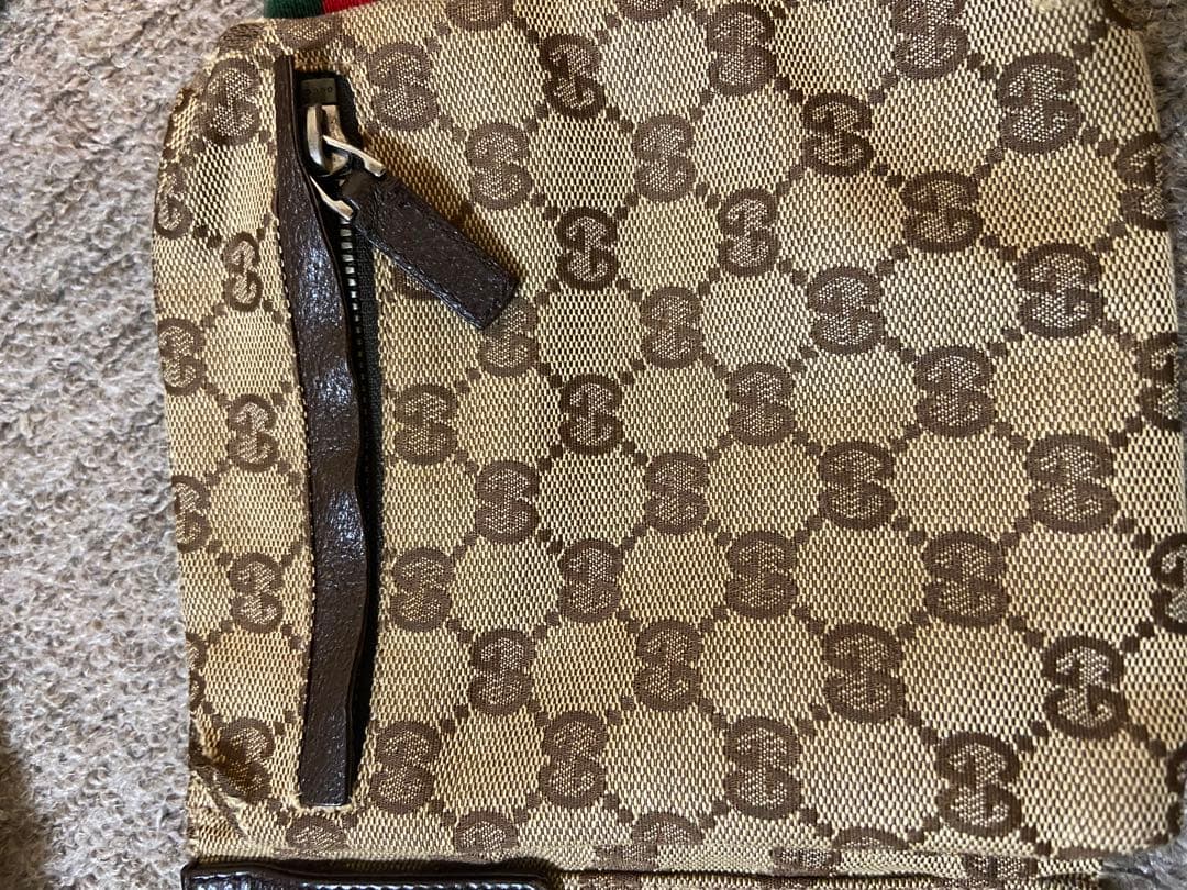 最終特セールGucci ボディバッグ ウエストポーチ　キャンバス　鞄　2way