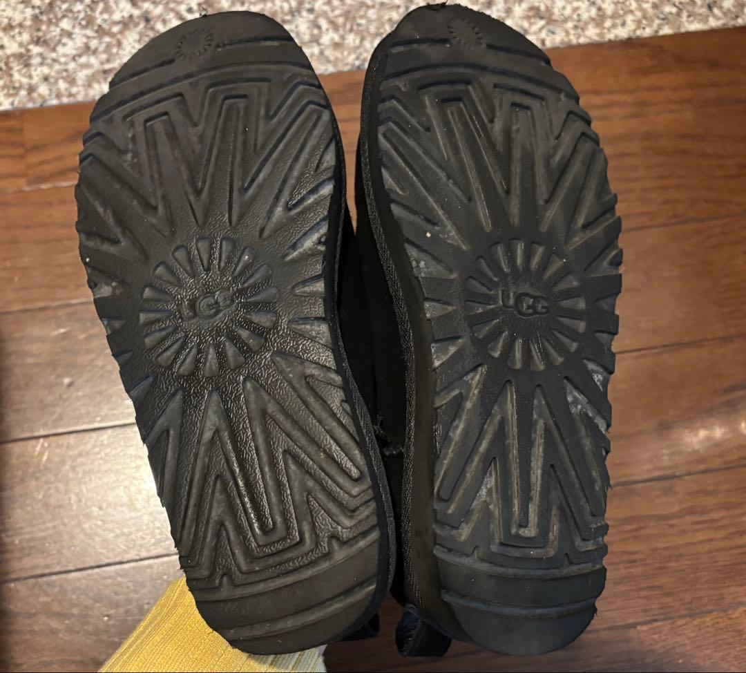 m*様 UGG クラシック マイクロ　ブラック　22cm スリッポン