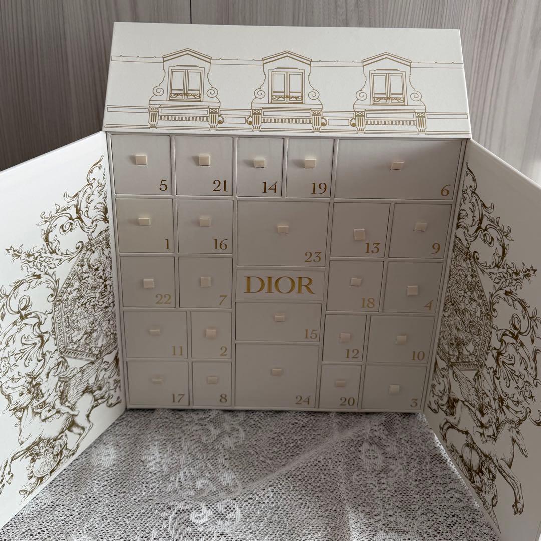 【新品】Dior アドベントカレンダー 2023 限定品　ギフト
