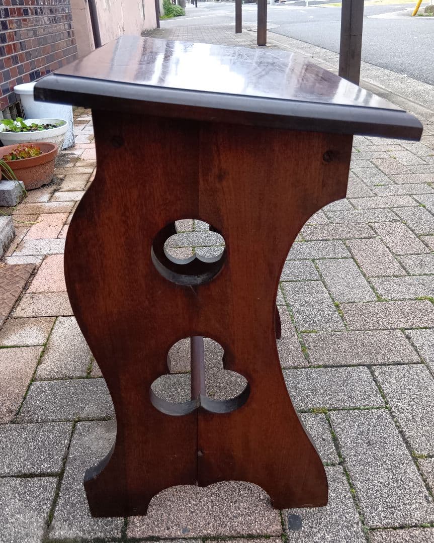 アンティーク　大正時代か昭和初期　　オルガンのイス　　 木製 透かし彫