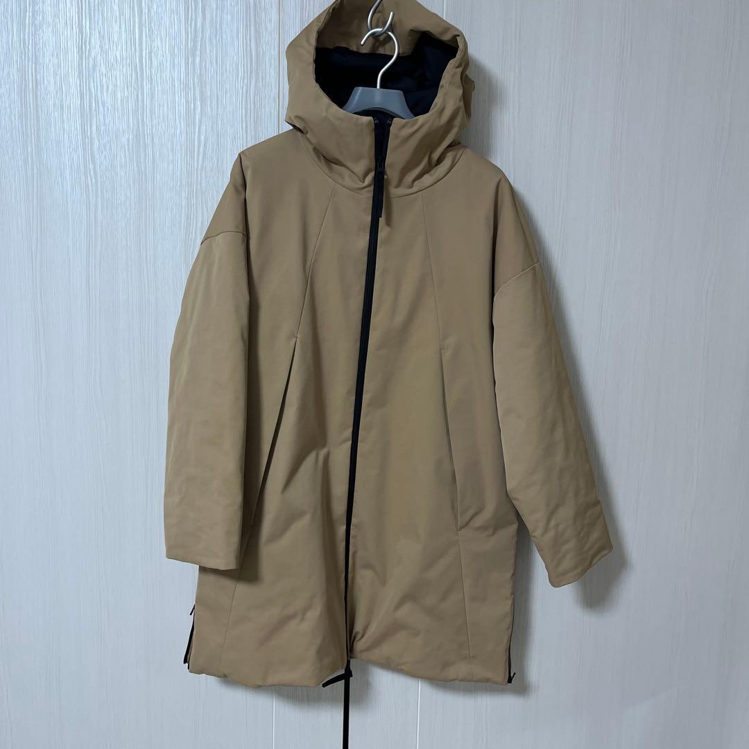 sacraraです。PLAIN PEOPLE ベージュ ダウンコート