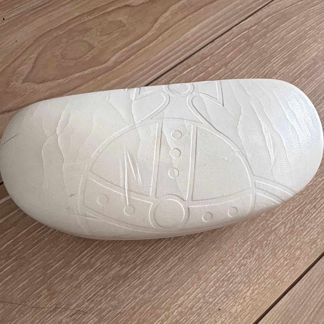 ブラウンオーバルサングラス ケース付き