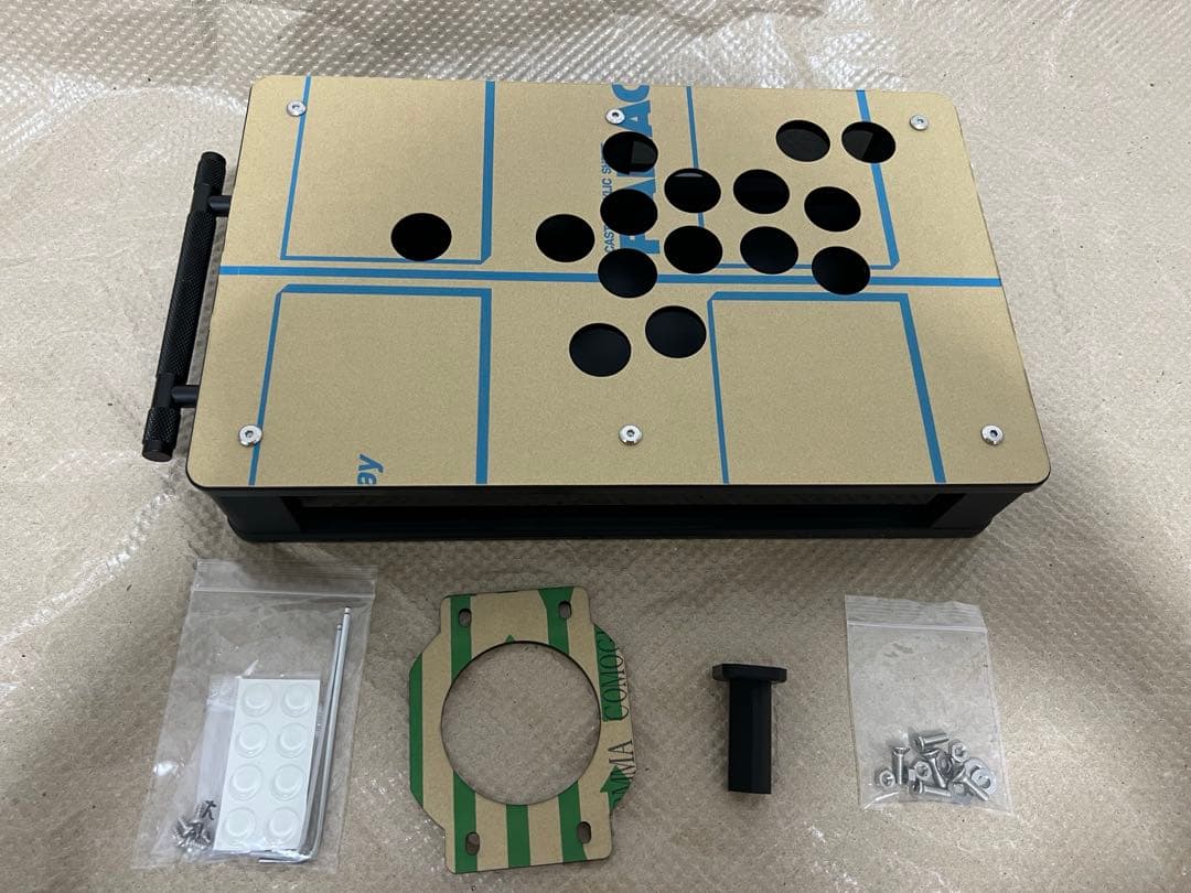 くろまき工房　中型ケース　取っ手付き