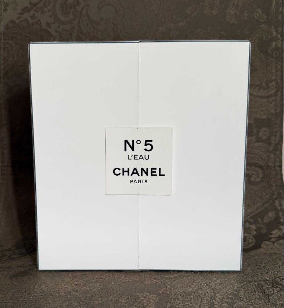 シャネル N°5 ロー オードゥ トワレット シアター コフレ、クリスマス、美品