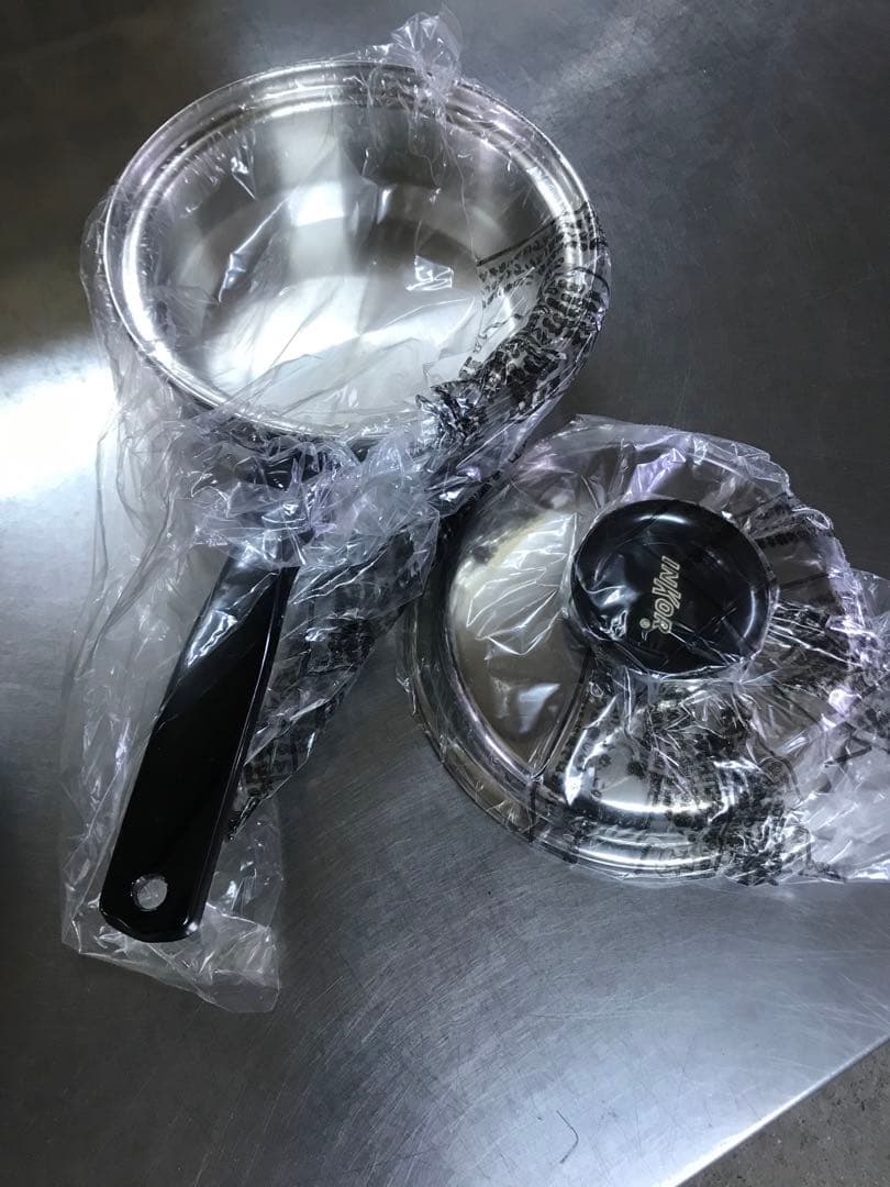 ＩＨ対応　1コートフタ付き　新品　インコア　ウイスコ