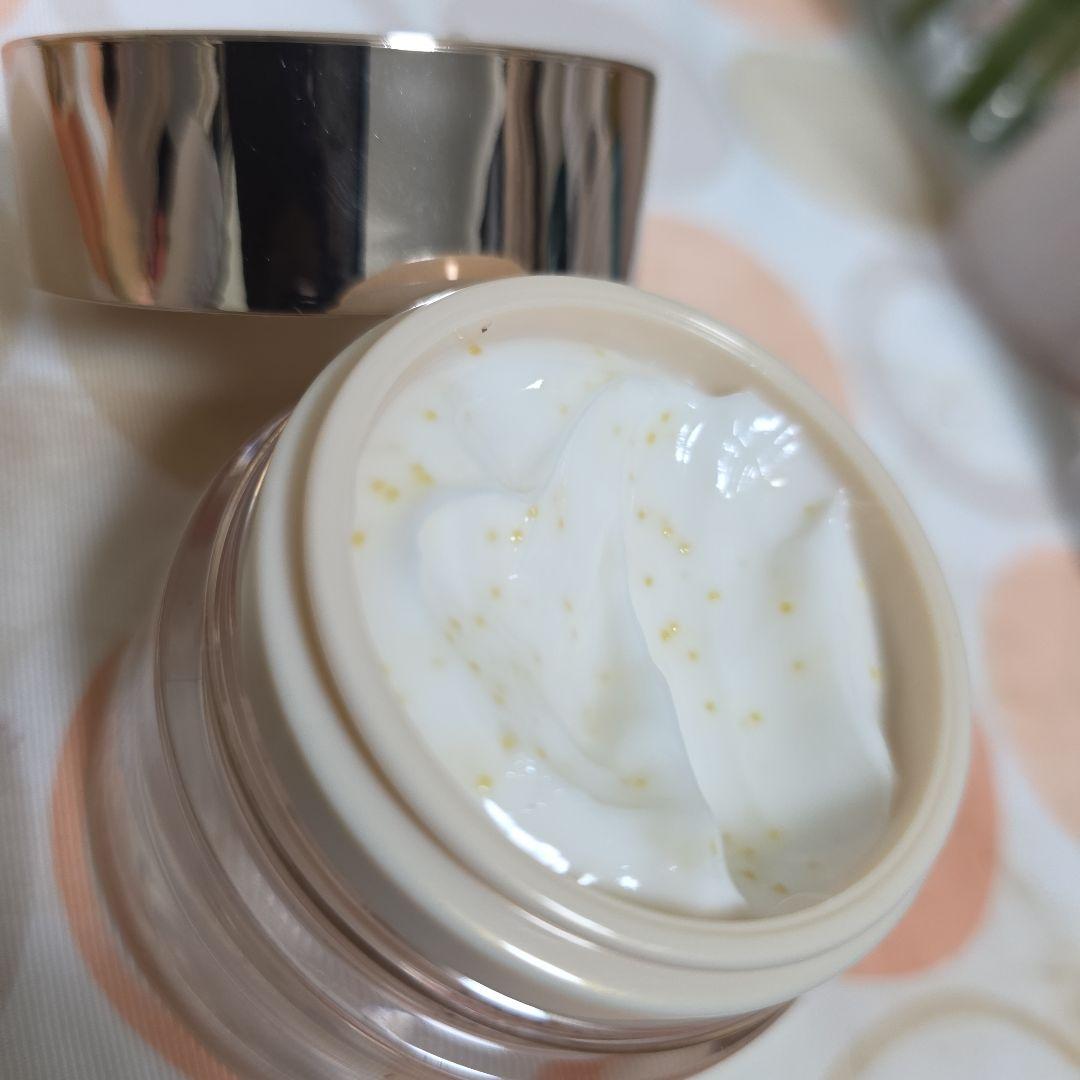 インフィニティ　プレステジアスおまとめセット&リュクスバイオクリーム